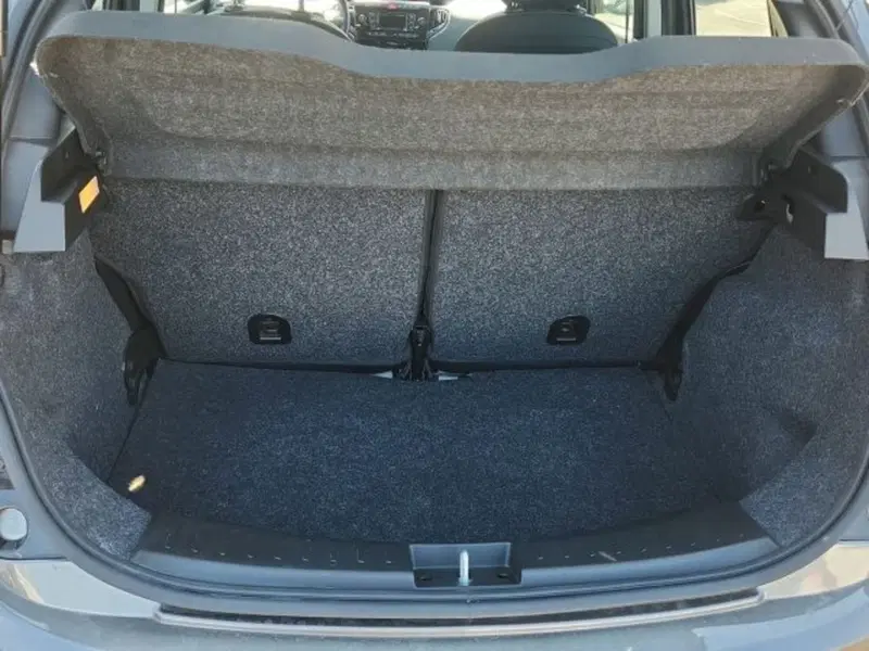Lancia Ypsilon usata a Roma (5)
