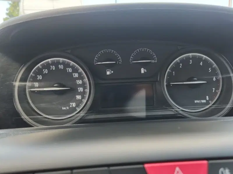 Lancia Ypsilon usata a Roma (8)
