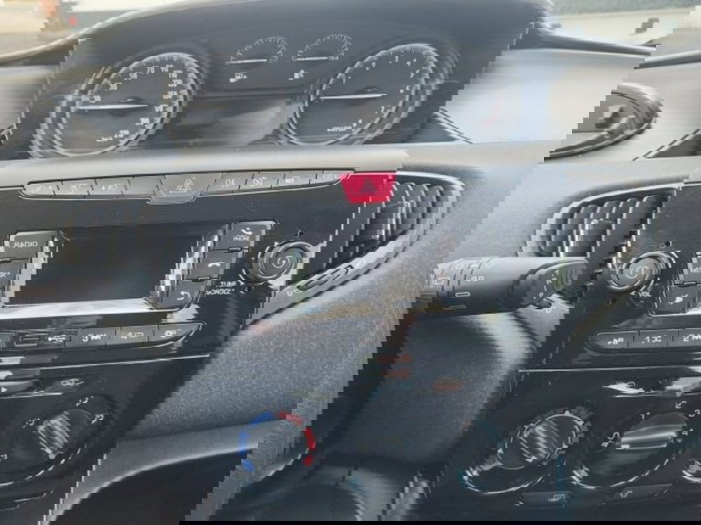 Lancia Ypsilon usata a Roma (9)