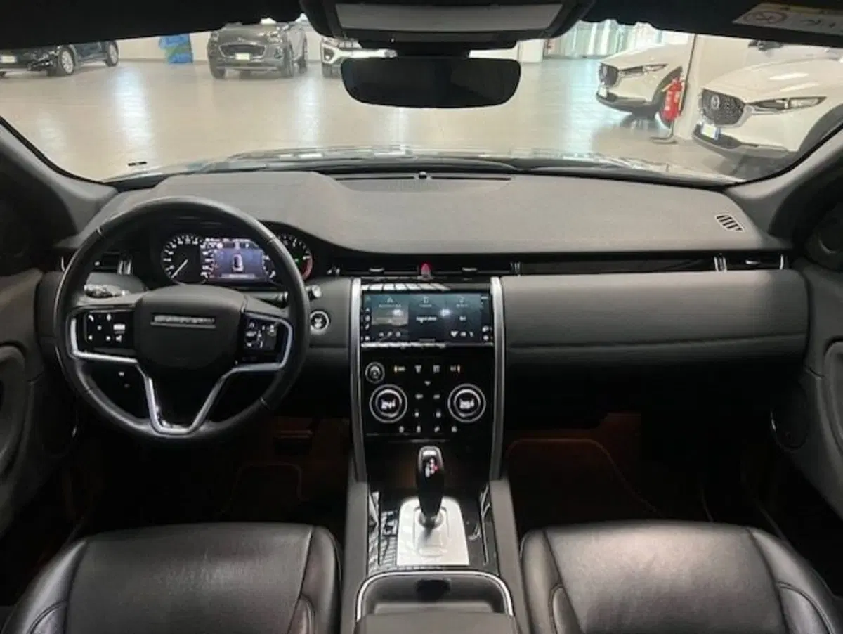 Land Rover Discovery Sport usata a Cuneo (7)