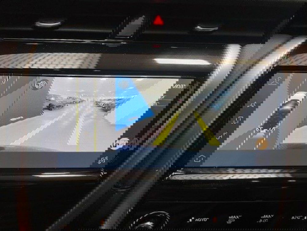 Land Rover Discovery Sport usata a Cuneo (5)