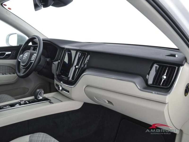 Volvo XC60 usata a Perugia (12)