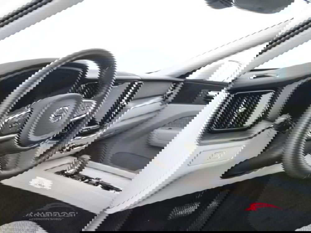 Volvo XC60 usata a Perugia (8)