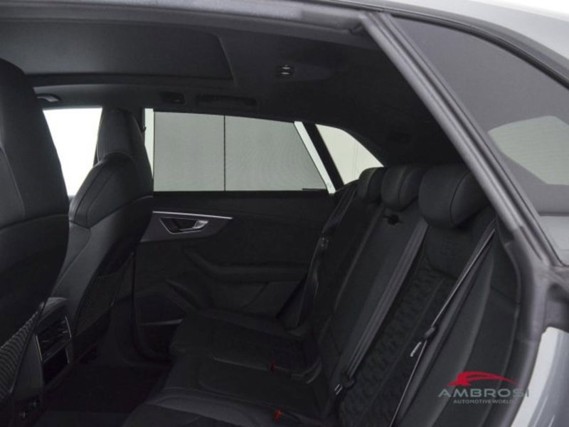 Audi RS Q8 usata a Perugia (10)