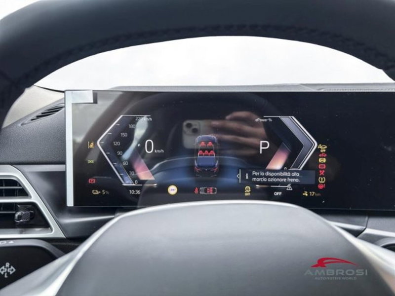 BMW i4 usata a Perugia (13)