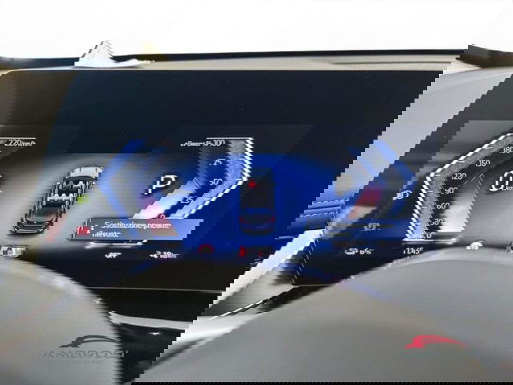 BMW iX1 usata a Perugia (12)