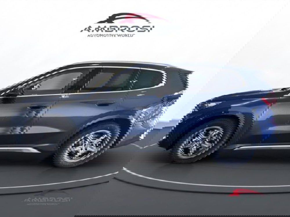 BMW iX1 usata a Perugia (6)