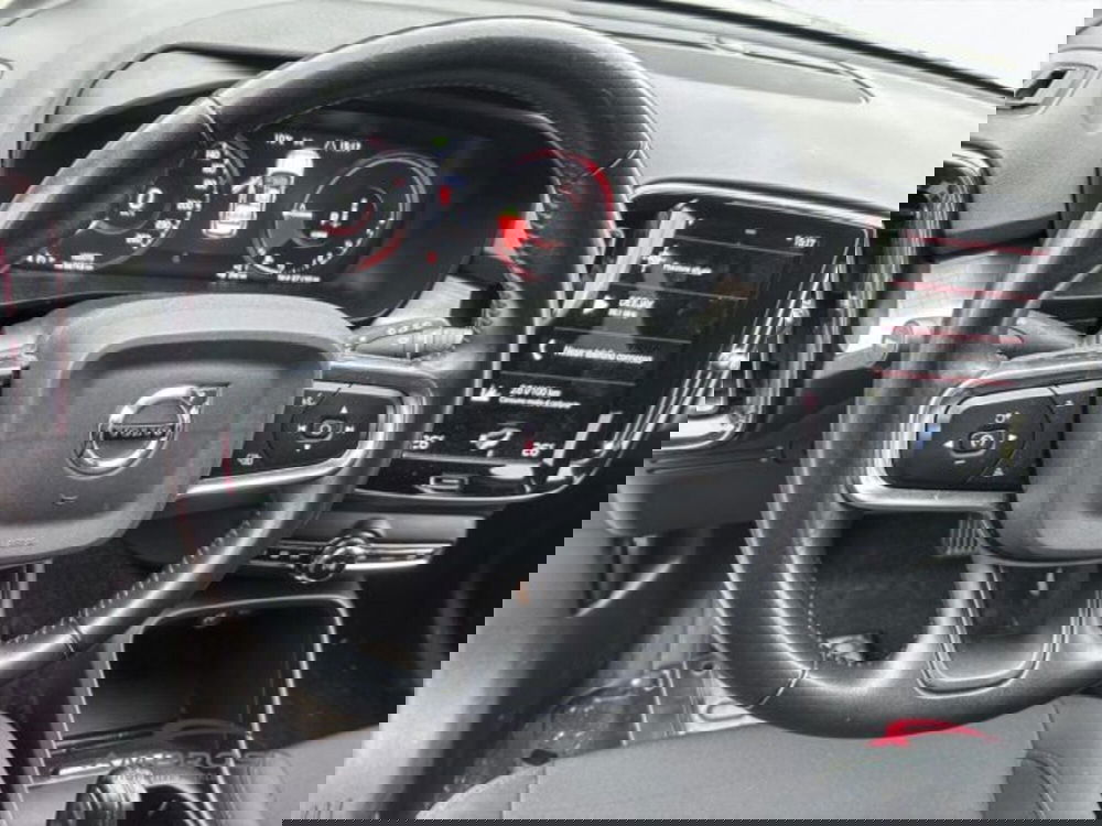 Volvo XC40 usata a Perugia (13)