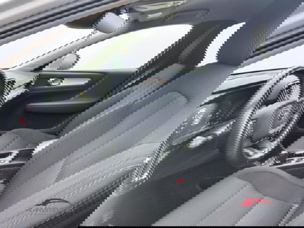 Volvo XC40 usata a Perugia (9)