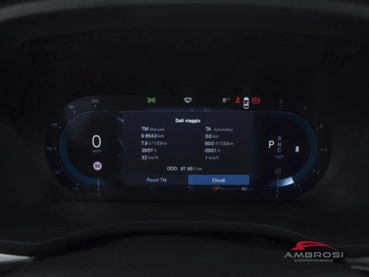 Volvo XC60 usata a Perugia (13)