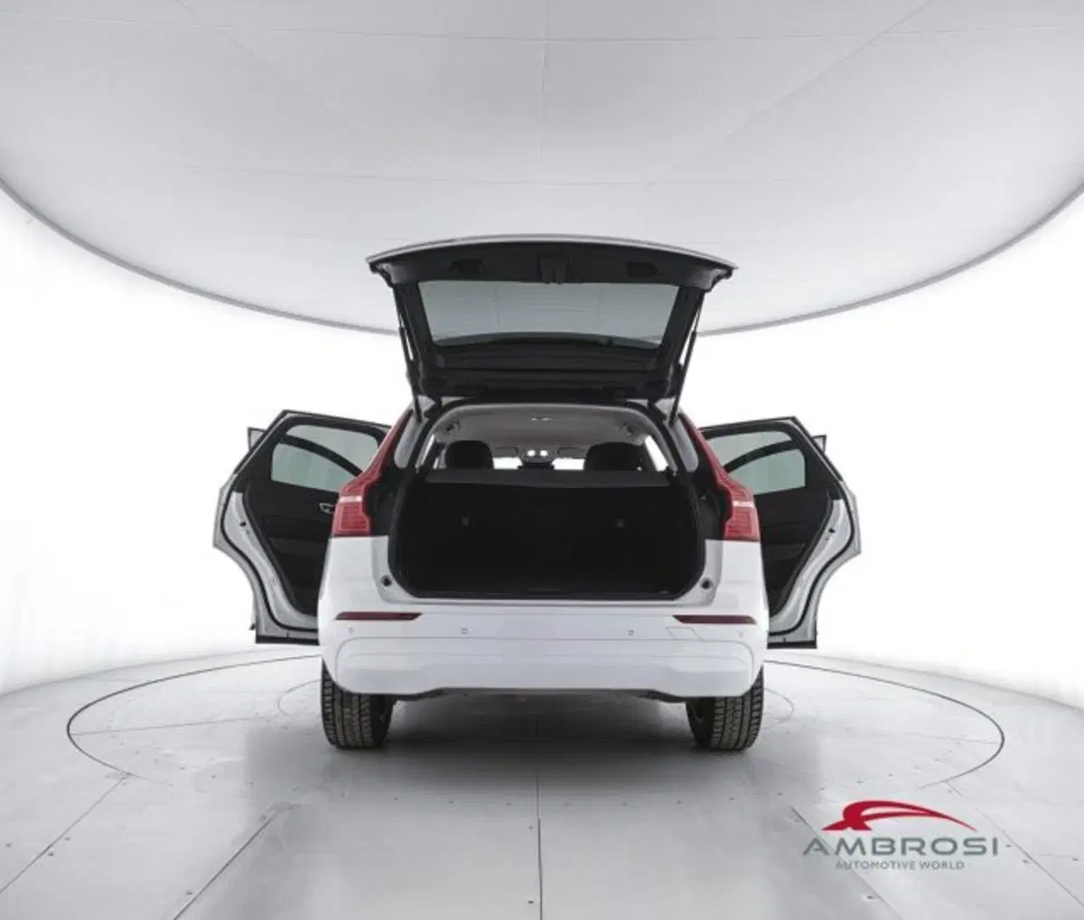 Volvo XC60 usata a Perugia (7)