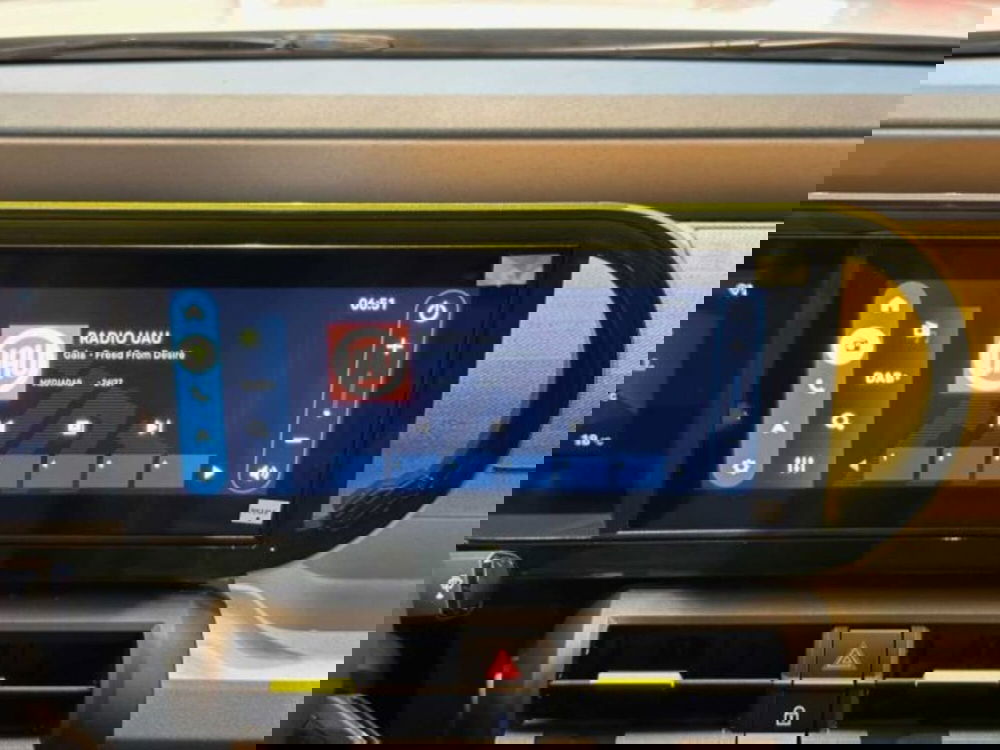 Fiat Grande Panda nuova a Sondrio (19)