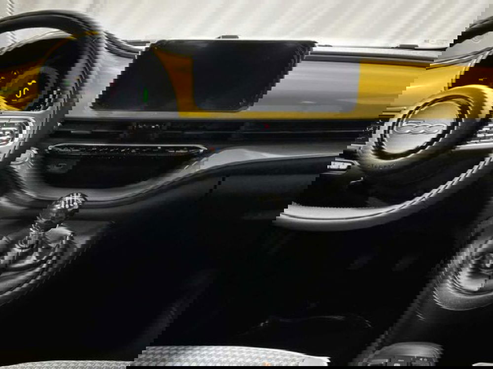 Fiat 500 nuova a Sondrio (14)