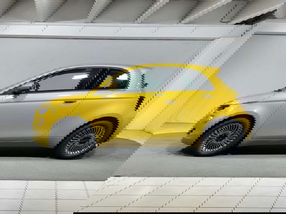 Fiat 500 nuova a Sondrio (2)