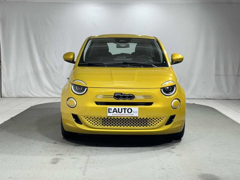 Fiat 500 nuova a Sondrio (7)