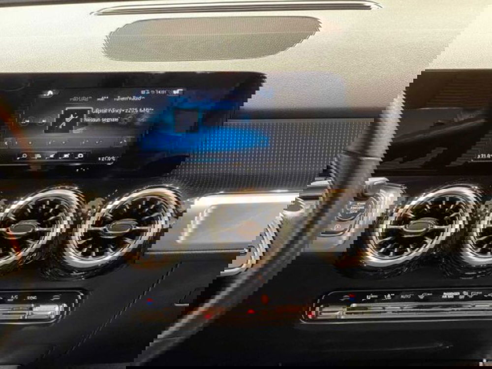 Mercedes-Benz GLB usata a Sondrio (14)