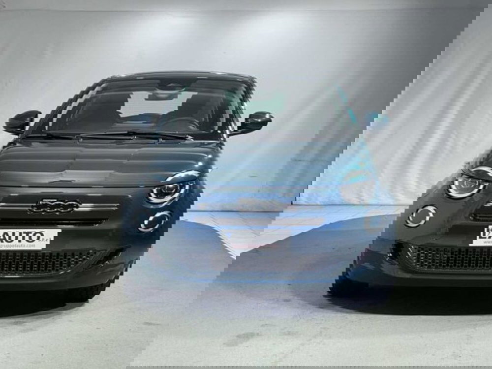 Fiat 500 nuova a Sondrio (8)