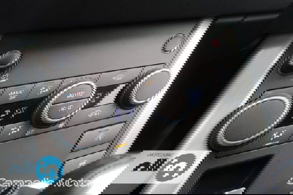 Land Rover Range Rover Evoque usata a Venezia (12)