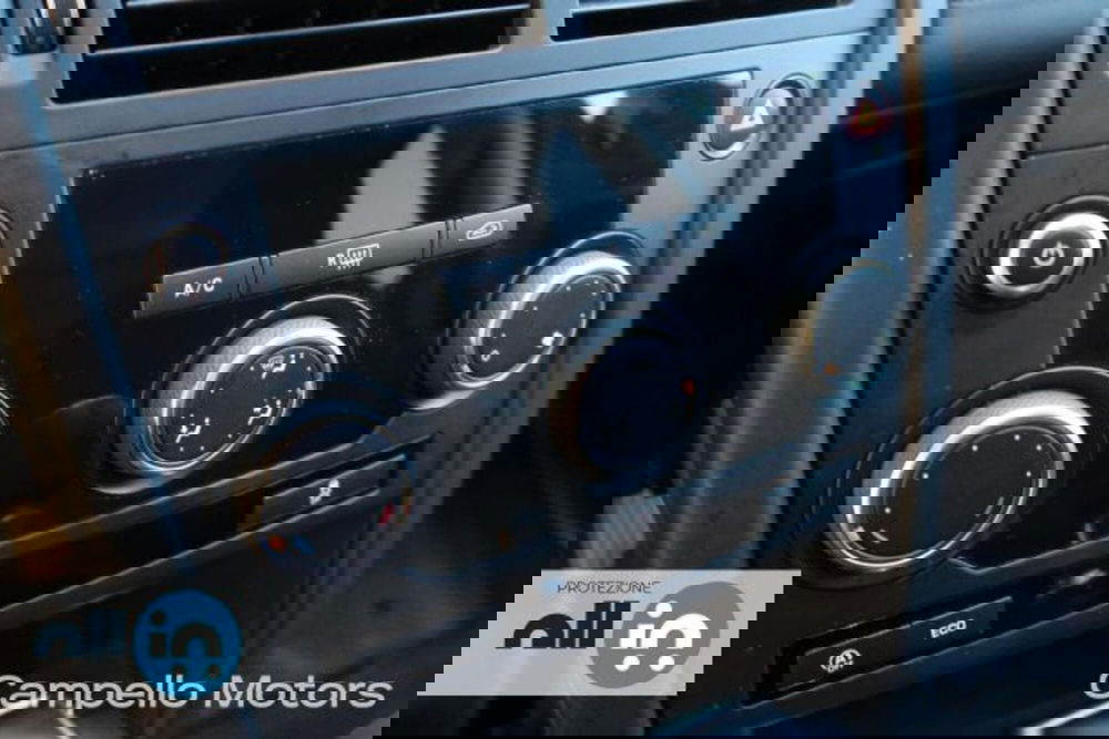 Land Rover Discovery Sport usata a Venezia (10)