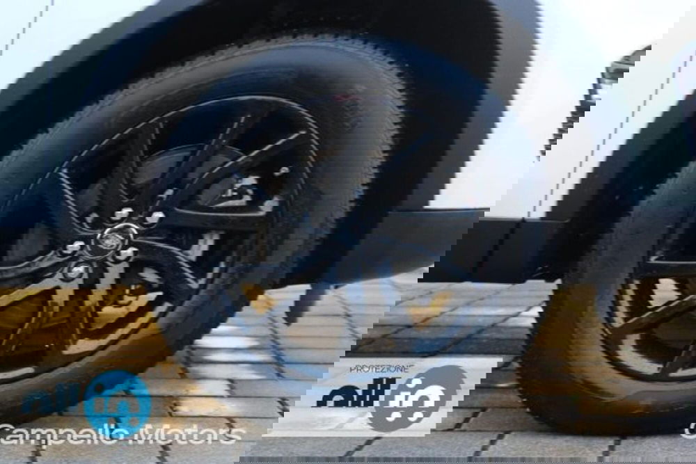 Land Rover Discovery Sport usata a Venezia (15)