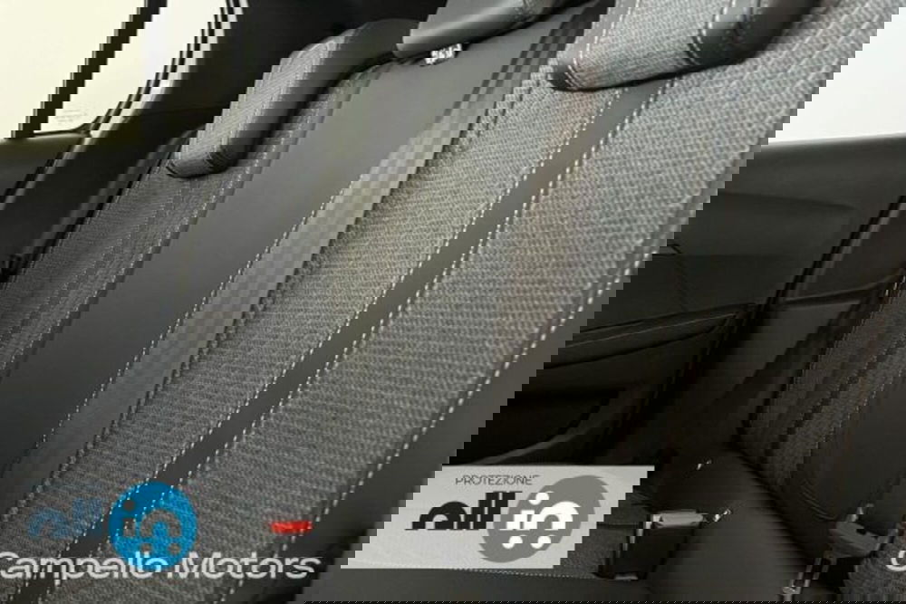 Peugeot 208 nuova a Venezia (6)