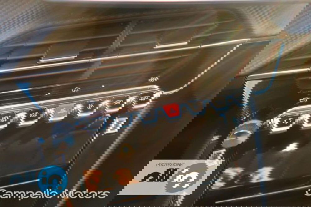 Peugeot 208 nuova a Venezia (11)