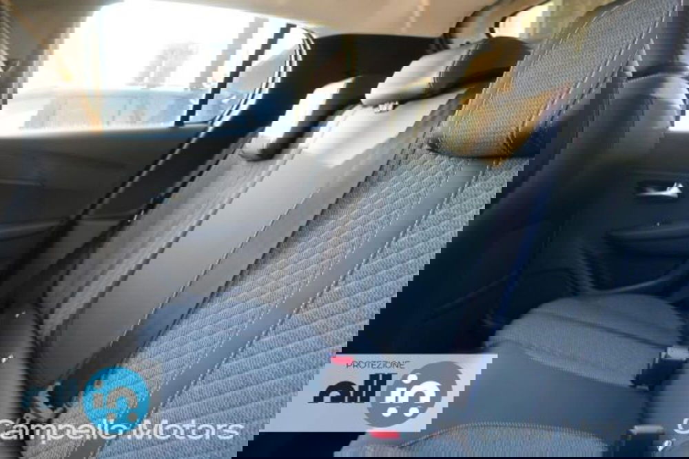 Peugeot 208 nuova a Venezia (6)