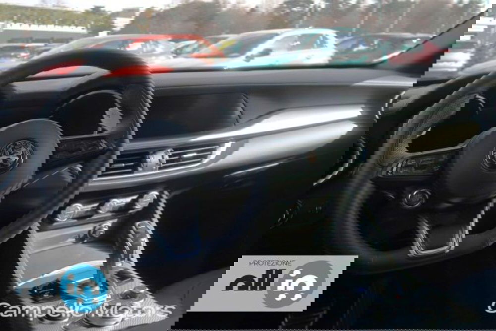 Alfa Romeo Stelvio nuova a Venezia (6)