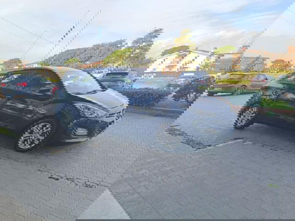 Hyundai i30 Station Wagon usata a Pisa (14)