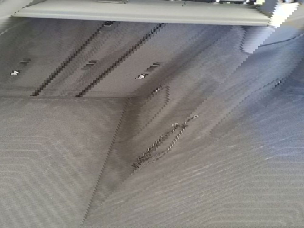 BMW i4 usata a Verona (14)