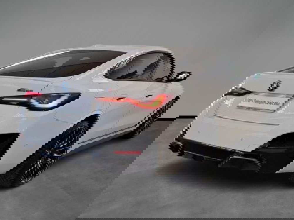 BMW i4 usata a Verona (16)