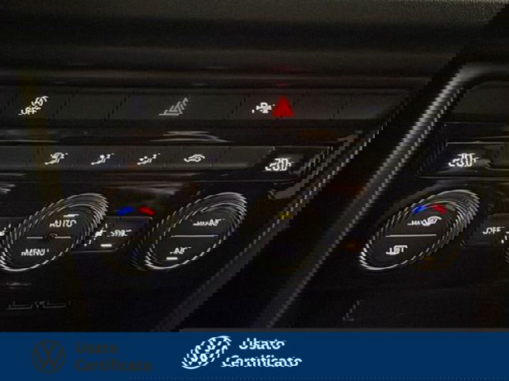 Volkswagen T-Roc usata a Vicenza (15)