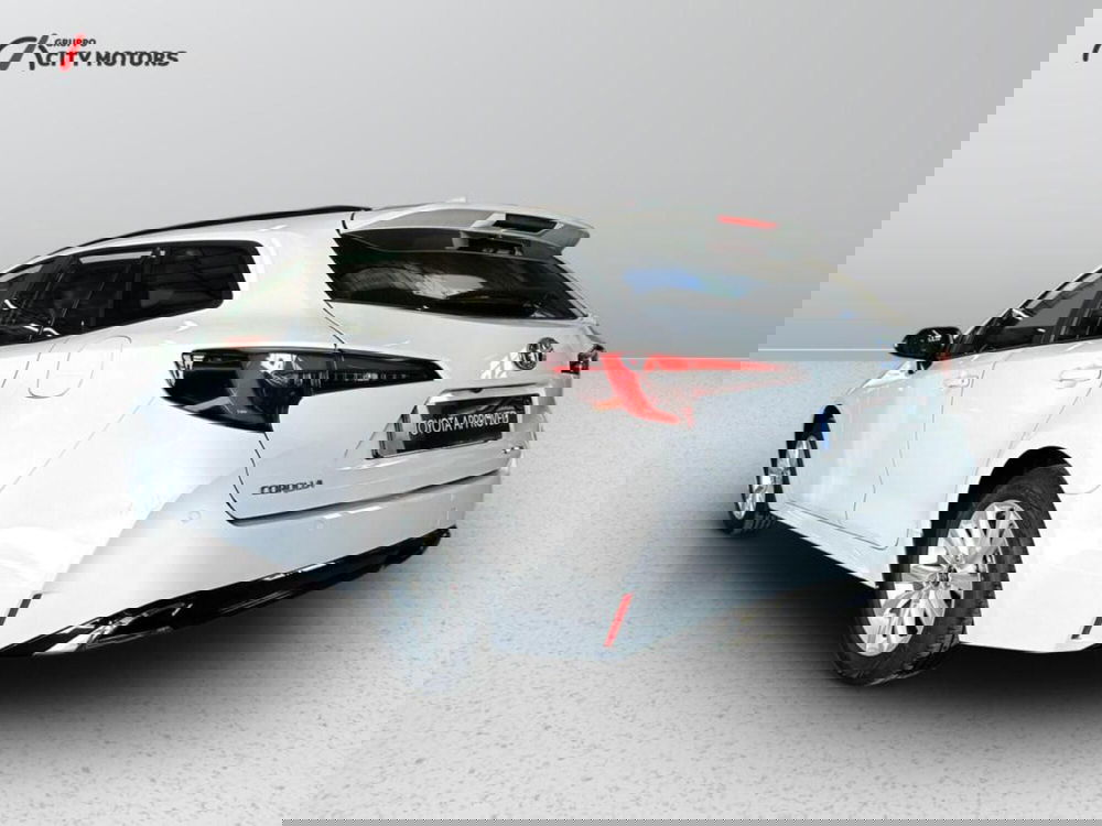 Toyota Corolla Touring Sports nuova a Monza e Brianza (4)