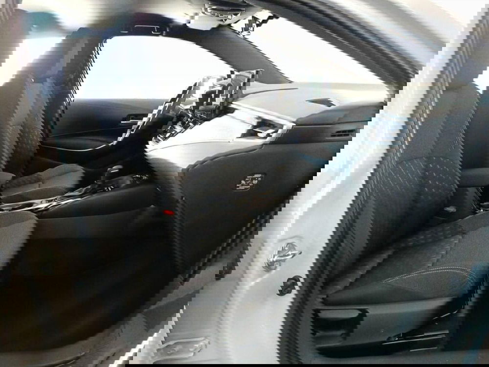 Toyota Corolla Touring Sports nuova a Monza e Brianza (9)