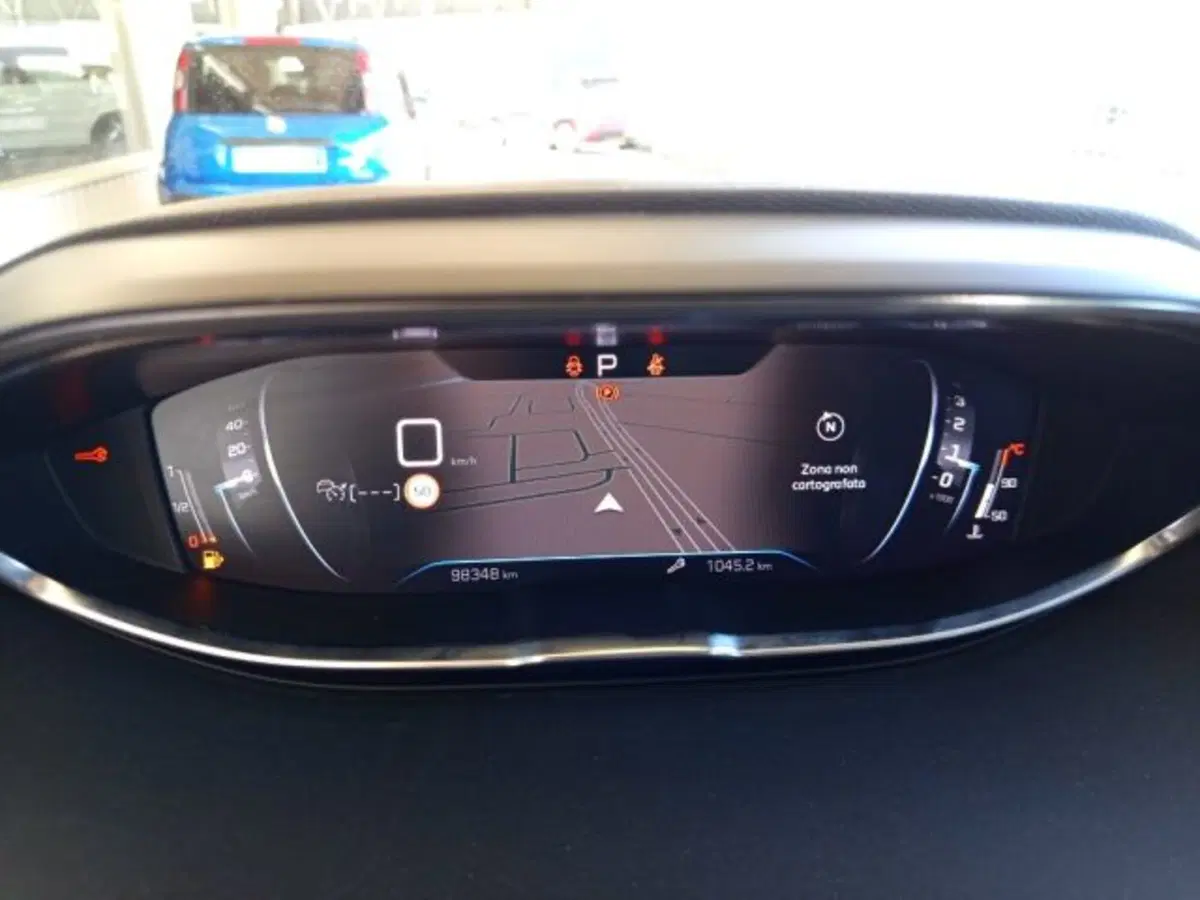 Peugeot 3008 usata a Frosinone (12)