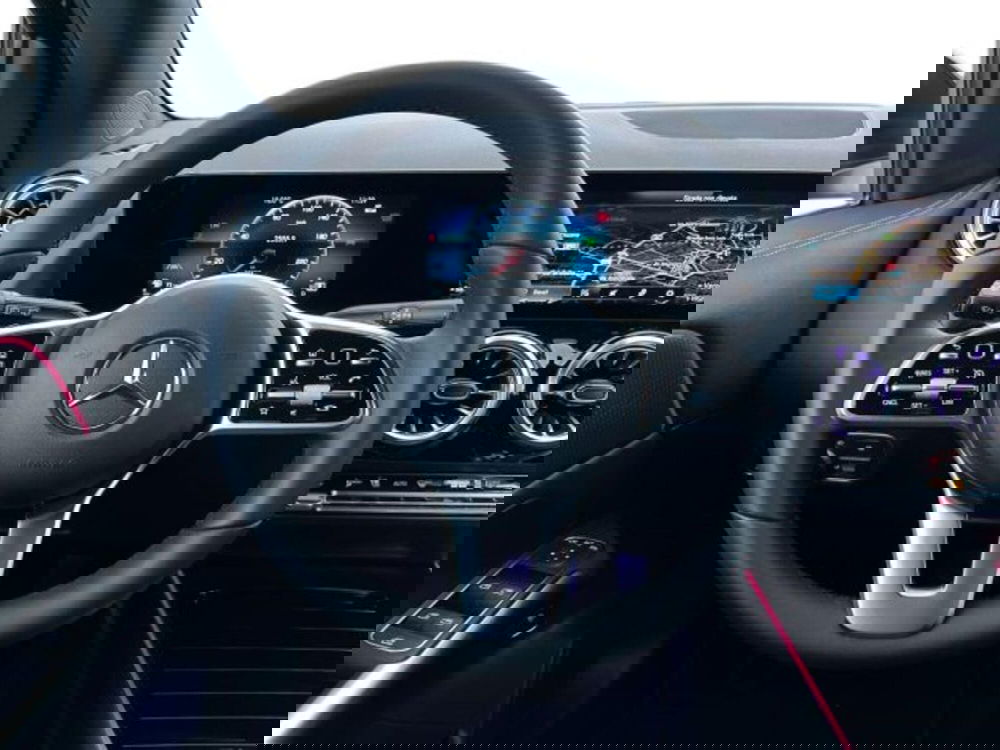 Mercedes-Benz GLA SUV usata a Verona (11)