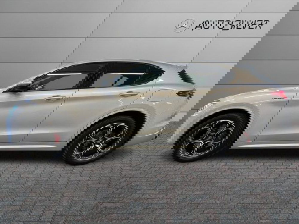 Alfa Romeo Stelvio usata a Verona (6)