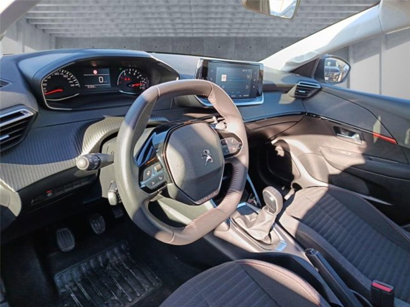 Peugeot 208 usata a Bari (10)