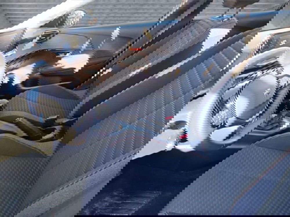 Peugeot 208 usata a Bari (11)