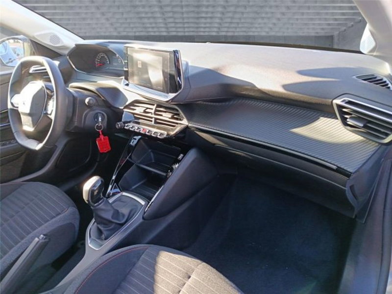 Peugeot 208 usata a Bari (12)