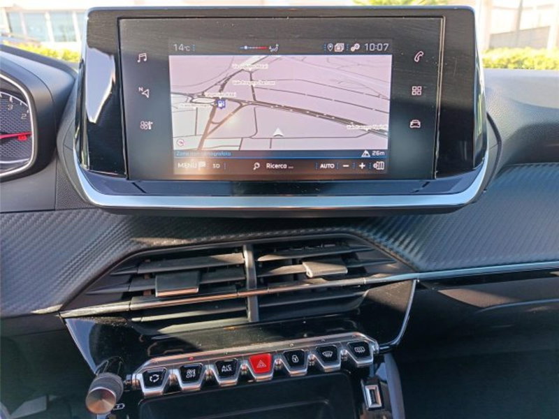 Peugeot 208 usata a Bari (16)