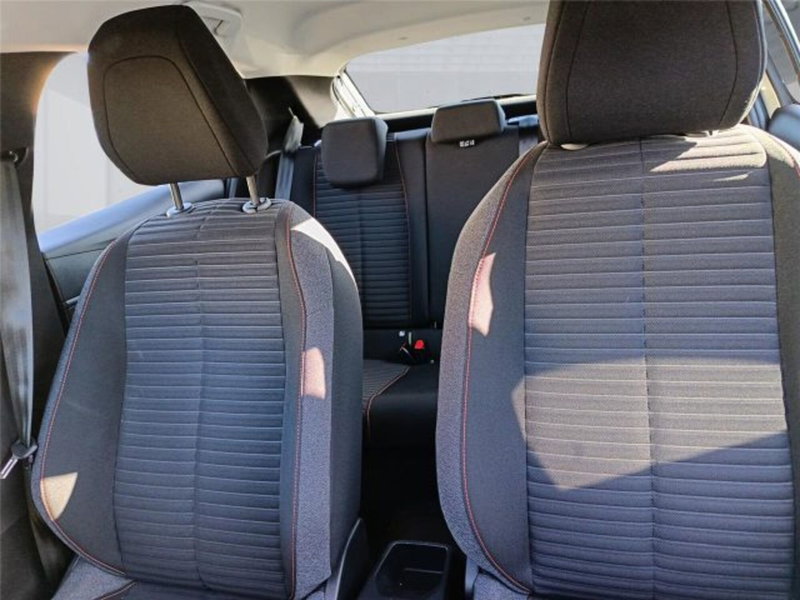 Peugeot 208 usata a Bari (20)