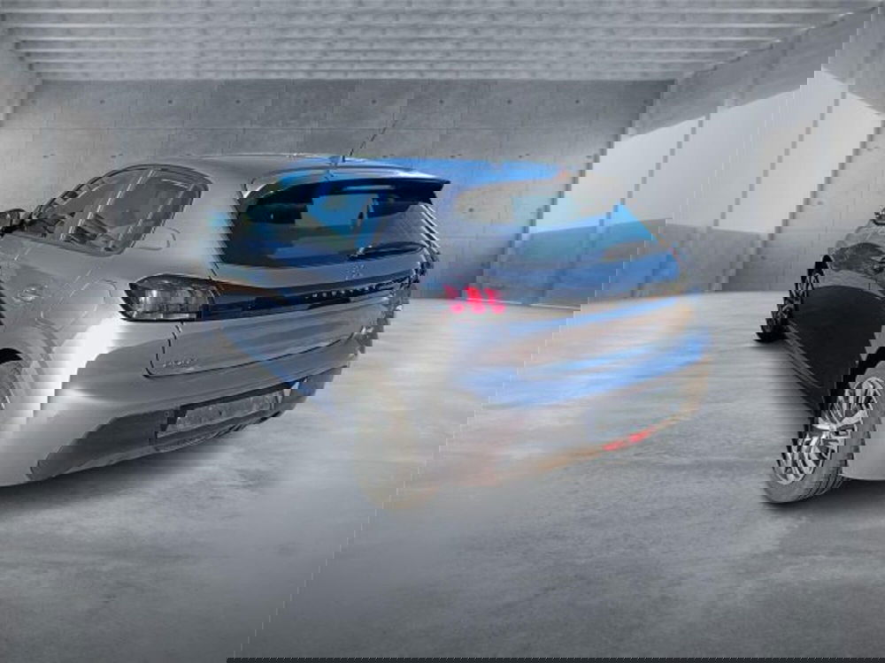 Peugeot 208 usata a Bari (4)