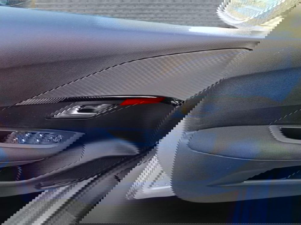 Peugeot 208 usata a Bari (9)