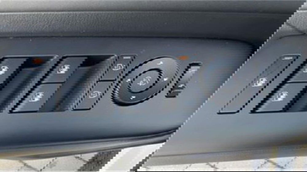 Hyundai Kona usata a Bari (8)