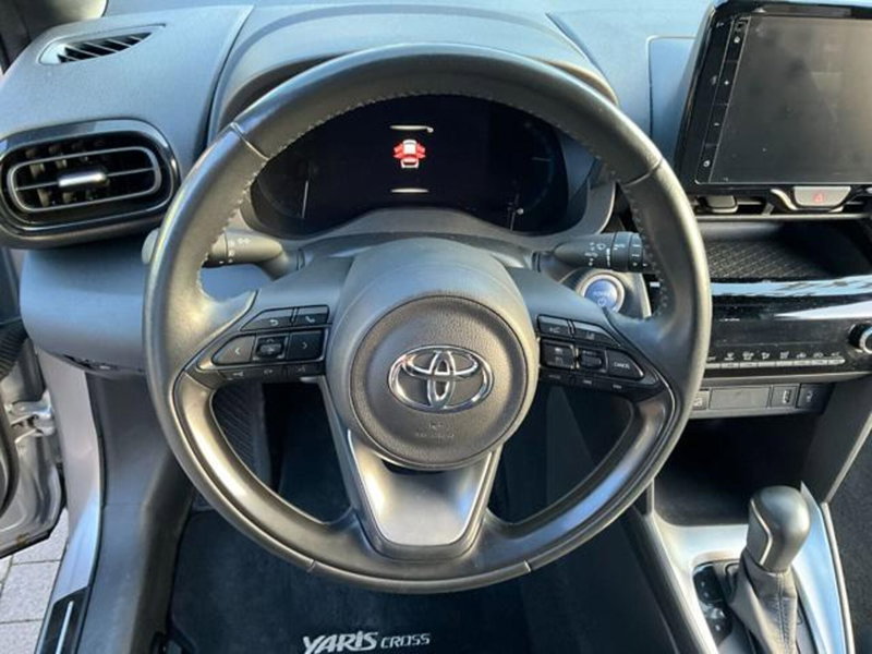 Toyota Yaris Cross usata a Sondrio (15)