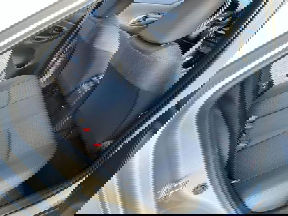 Toyota Yaris Cross usata a Sondrio (17)