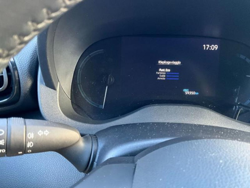 Toyota Yaris Cross usata a Sondrio (20)