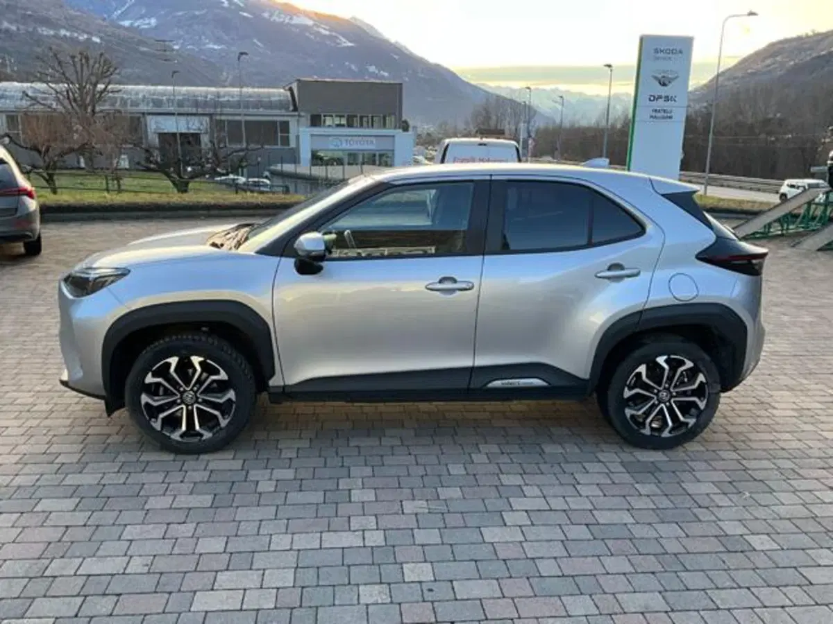 Toyota Yaris Cross usata a Sondrio (7)