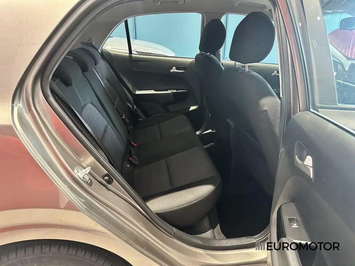 Kia Picanto usata a Bari (13)